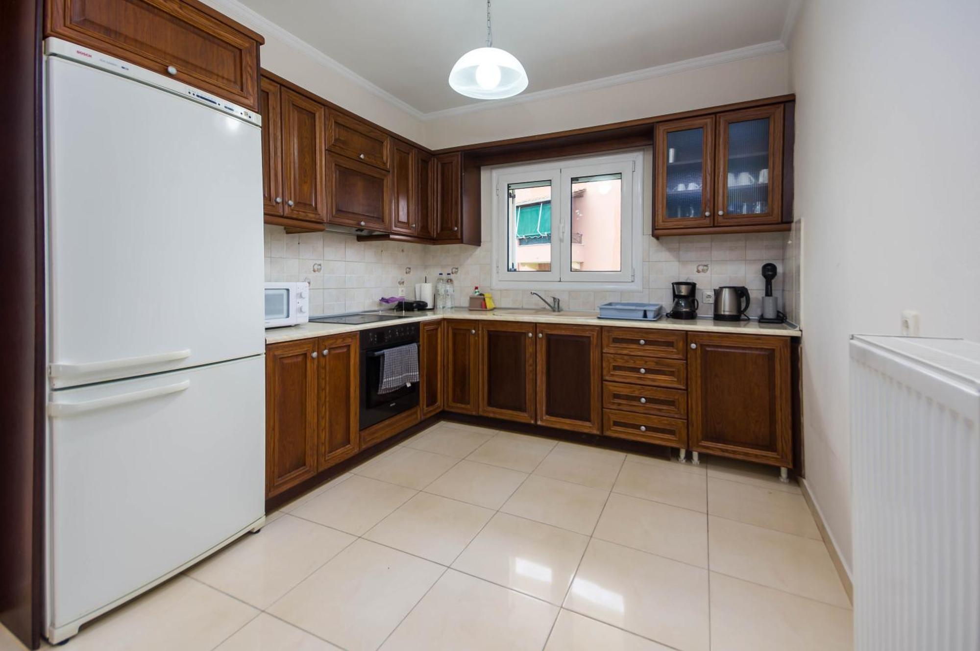 Appartement διωροφη μεζονετα-2km απο το κεντρο-iliana House